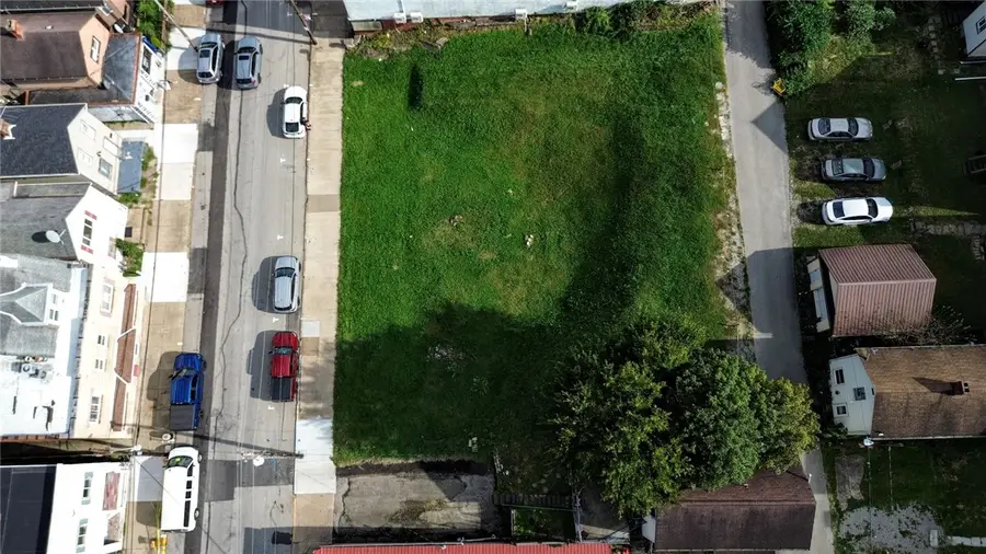 317 Fallowfield Ave, Charleroi, PA 15022 - #3