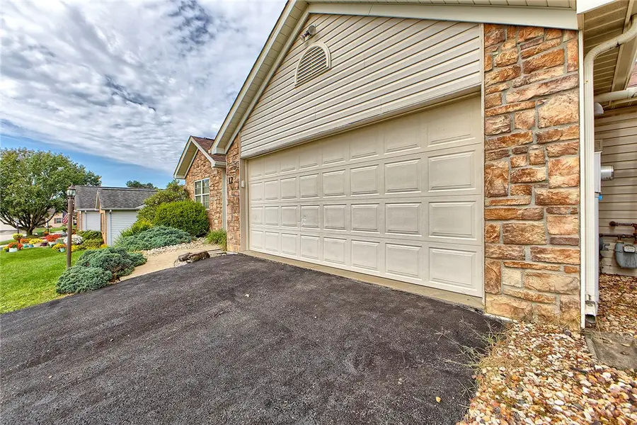 12 Medinah Court, Greensburg, PA 15601 - #3