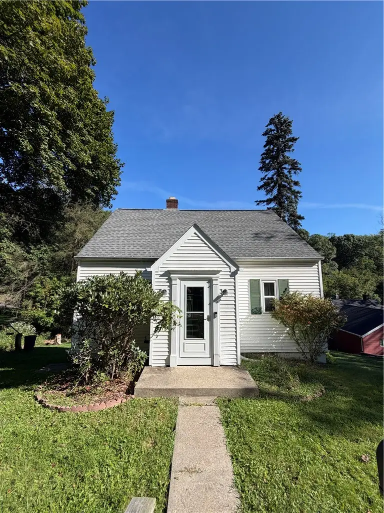 350 Roosevelt Rd, Pittsburgh, PA 15237 - #1