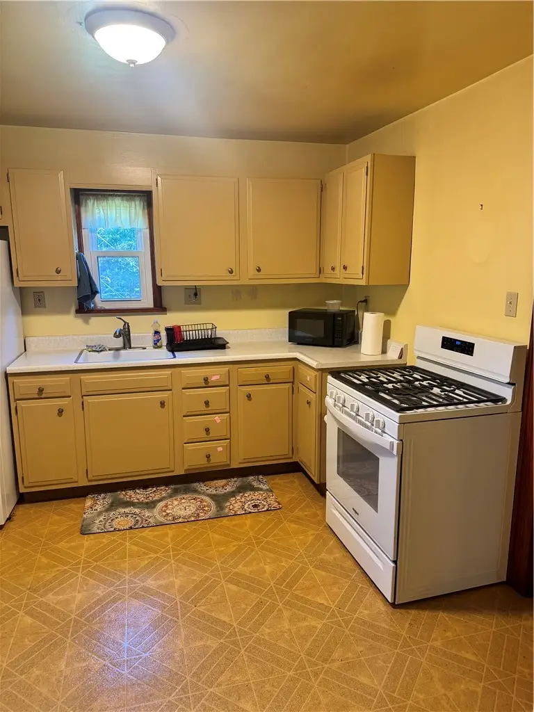 350 Roosevelt Rd, Pittsburgh, PA 15237 - #3