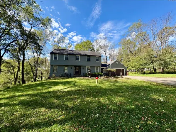 153 Wolfe Run Rd, Cranberry Twp, PA 16066