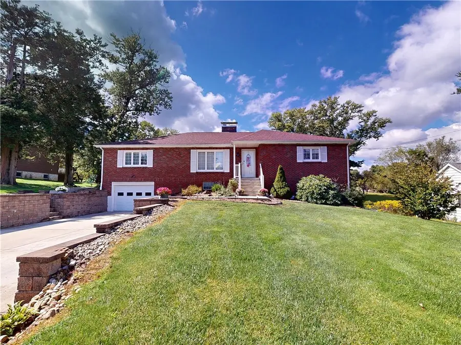 220 Decatur Dr, Butler, PA 16002 - #2