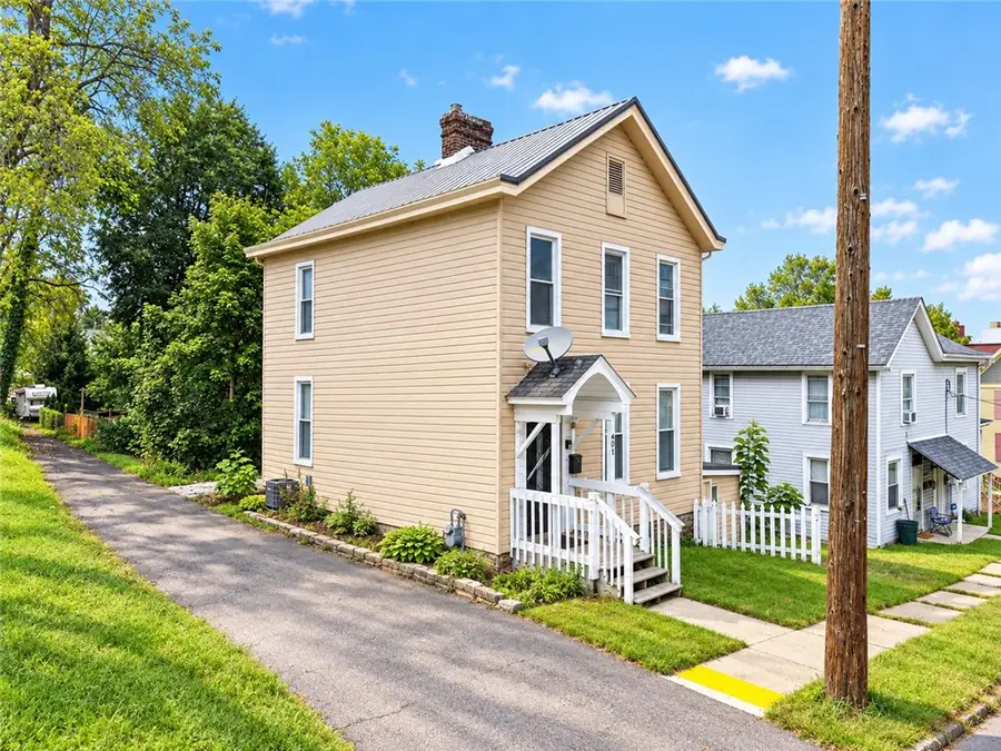 407 Stanton St, Greensburg, PA 15601 - #2
