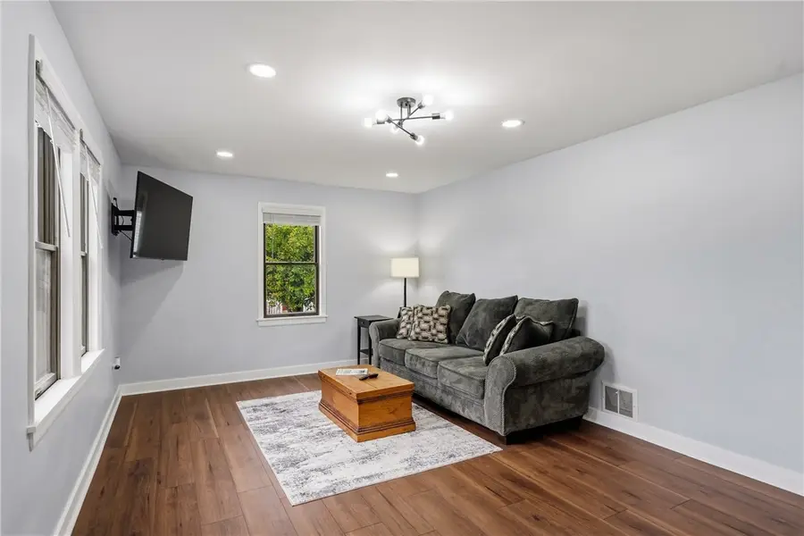 3298 Harvard St, Lower Burrell, PA 15068 - #3