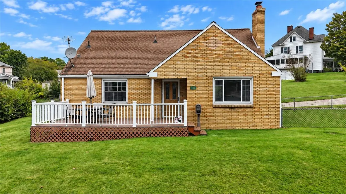 19 Hillcrest Ave, Burgettstown, PA 15021 - #1