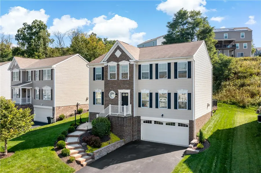 310 Everest Cir, Houston, PA 15342 - #2