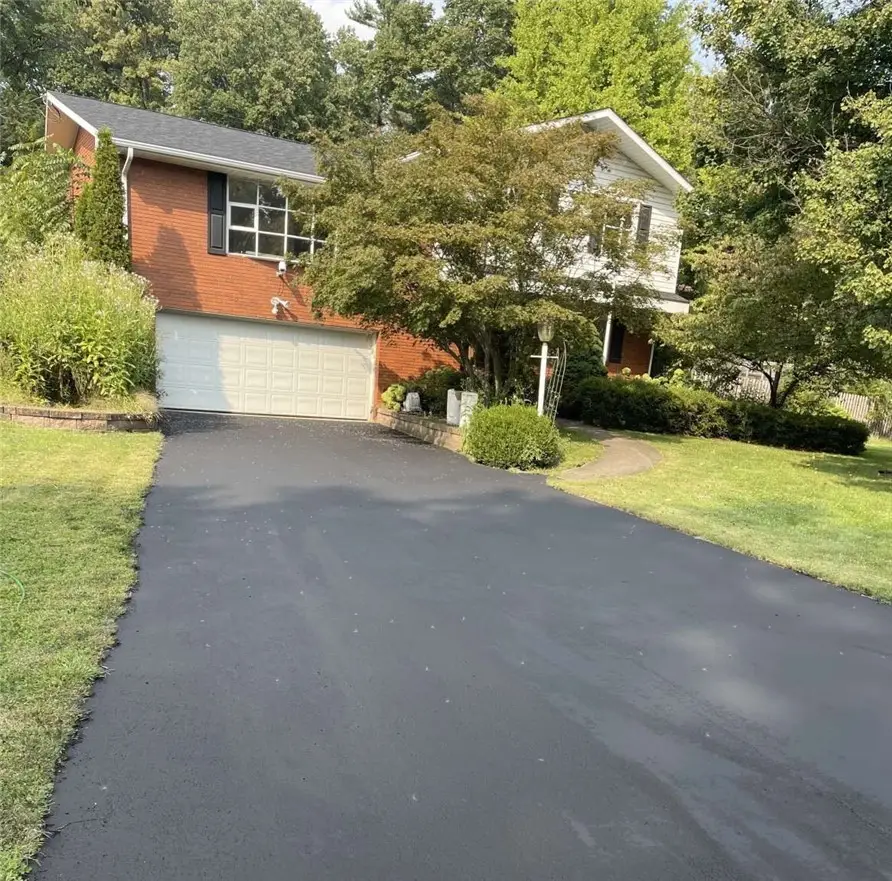 14 Redgrave Dr, Greensburg, PA 15601 - #1