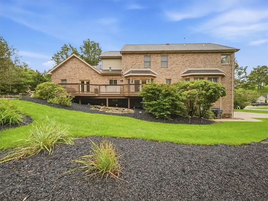 100 Iron Horse Dr, Venetia, PA 15367 - #3