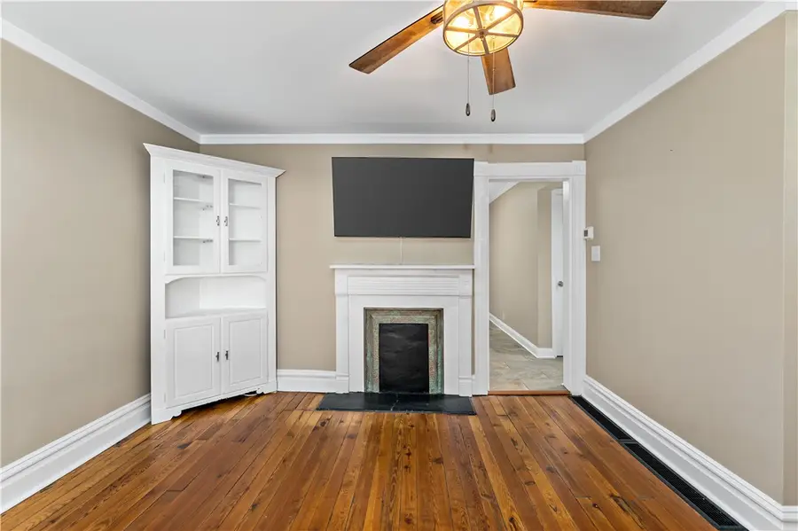 515 Finley Ave, Carnegie, PA 15106 - #3