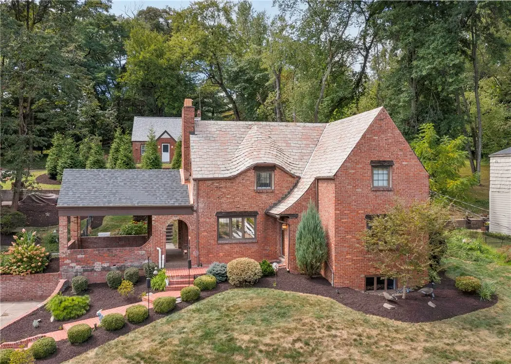 215 Brookside Blvd, Pittsburgh, PA 15241 - #1