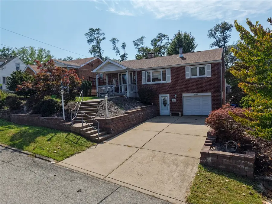 922 Lindberg Ave, Homestead, PA 15120 - #3