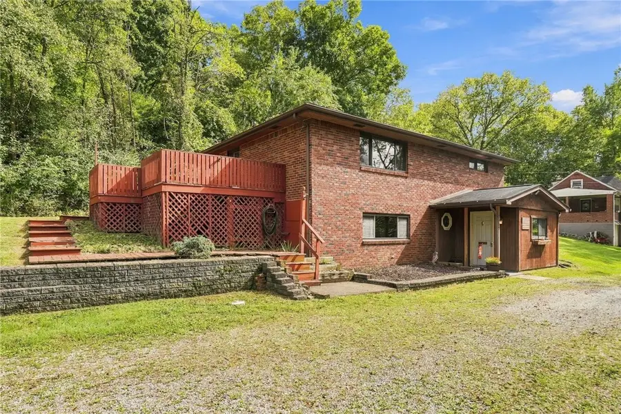 2485 Greentree, Carnegie, PA 15106 - #3
