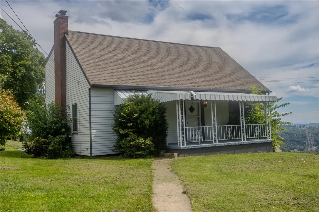 6929 Monroe Ave, West Mifflin, PA 15122 - #1