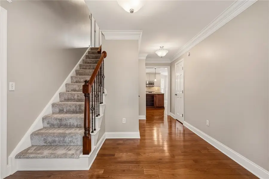 9914 Le Grand Dr, Wexford, PA 15090 - #2