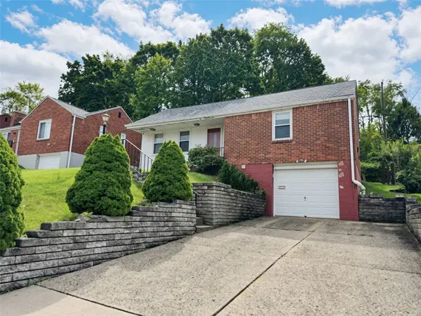 5110 Fieldcrest Dr, Pittsburgh, PA 15236