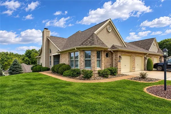 2203 Hunt Club Dr, Greensburg, PA 15601