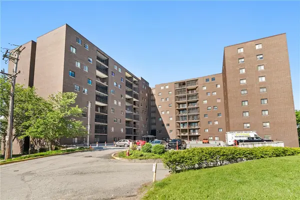 5600 Munhall Rd #901, Pittsburgh, PA 15217