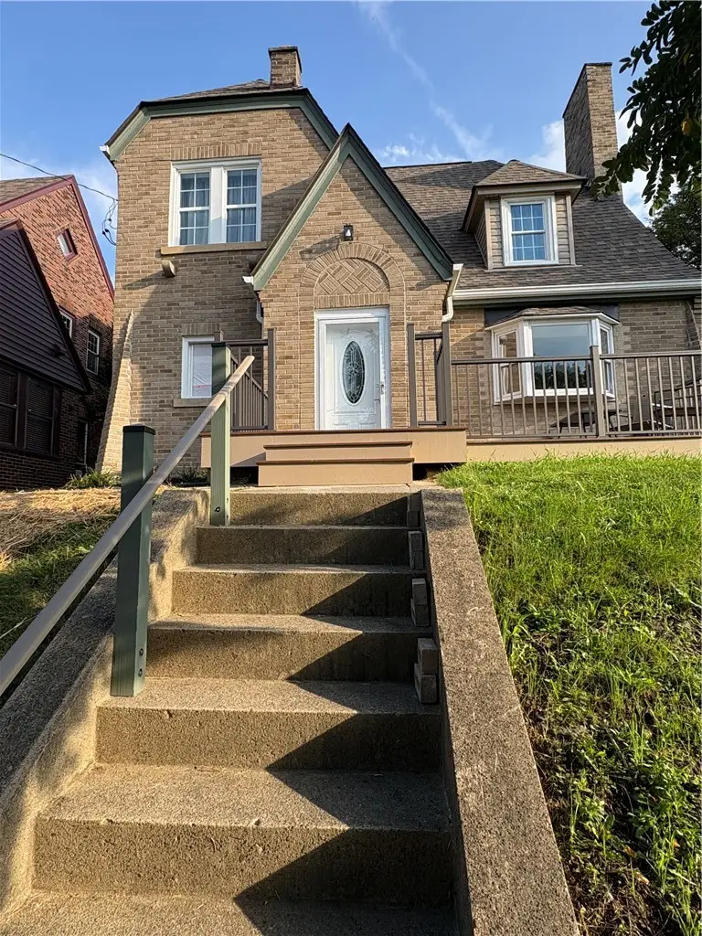 140 Marshall Ave, Pittsburgh, PA 15214 - #1