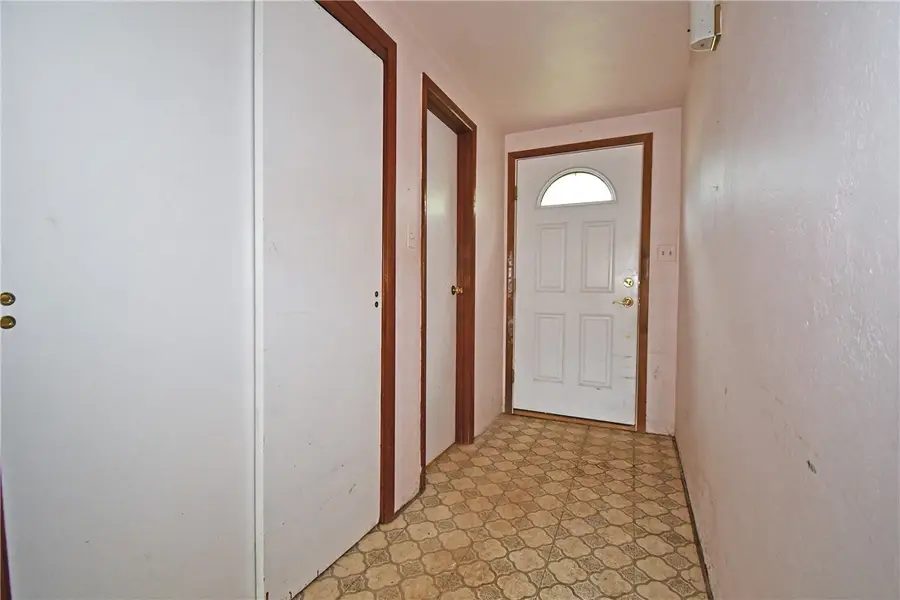 1414 Washington Rd, Pittsburgh, PA 15228 - #2