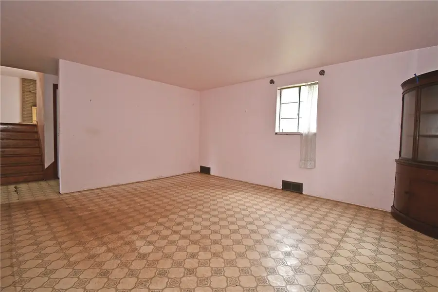 1414 Washington Rd, Pittsburgh, PA 15228 - #3