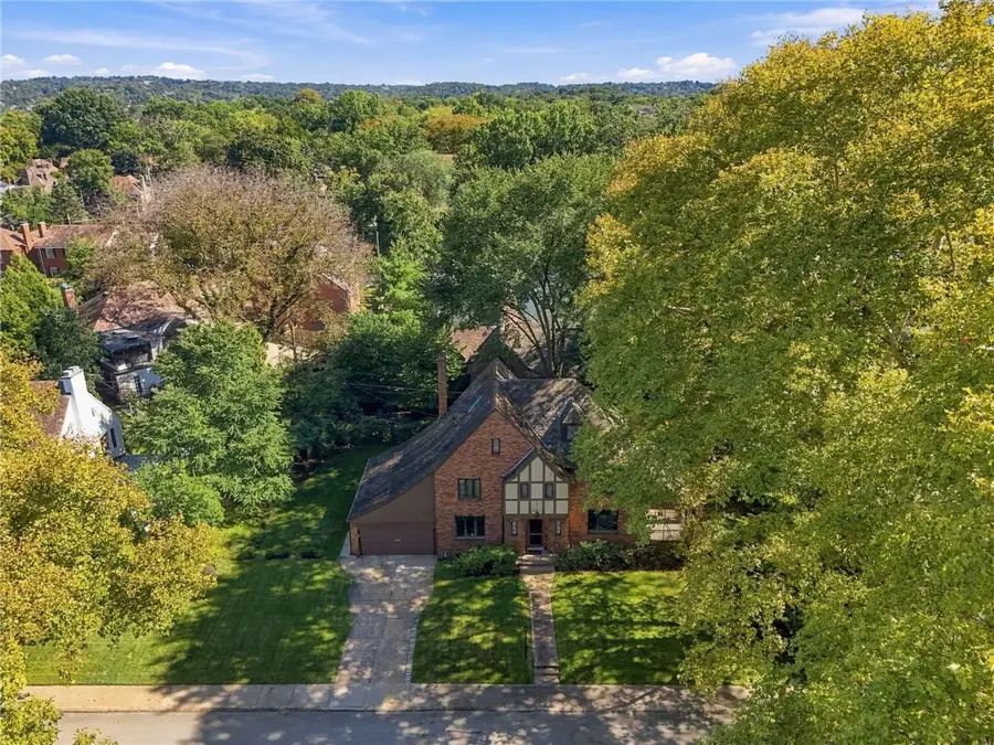 221 Lingrove Place, Pittsburgh, PA 15208 - #2