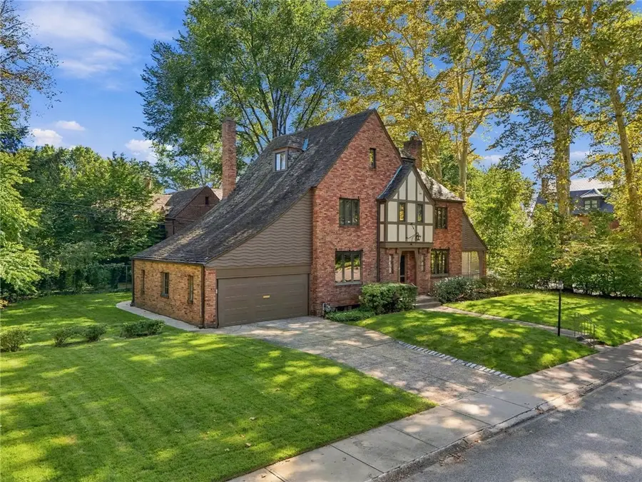 221 Lingrove Place, Pittsburgh, PA 15208 - #3