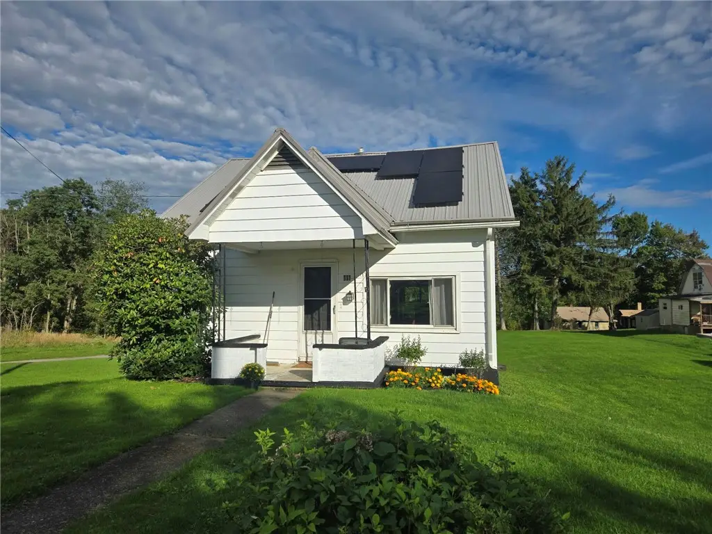 111 S Fairview Main St, Petrolia, PA 16050 - #1