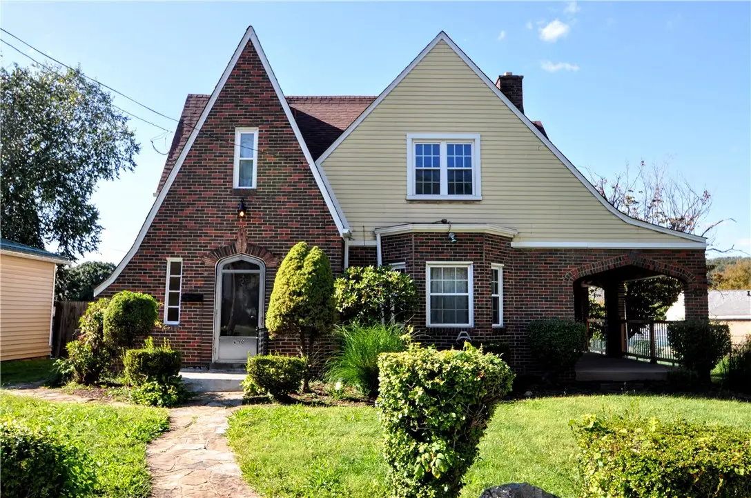 246 Center Ave, Elizabeth, PA 15037 - #1