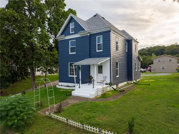 1101 Market St, Beaver, PA 15009