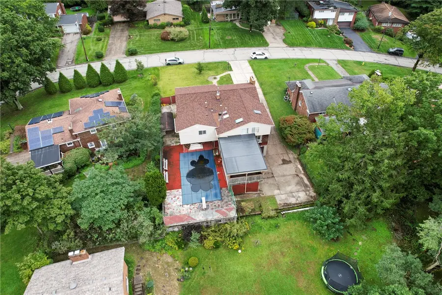 1212 Northwestern Dr, Monroeville, PA 15146 - #3