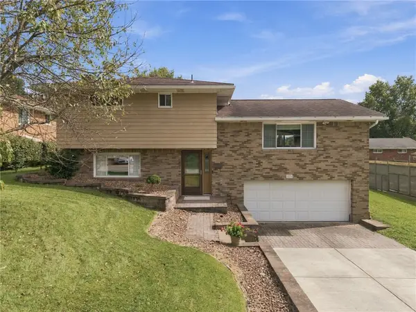 123 Manchester Drive, Irwin, PA 15642