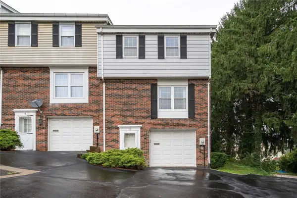 10 Walnut Ct, Pittsburgh, PA 15238