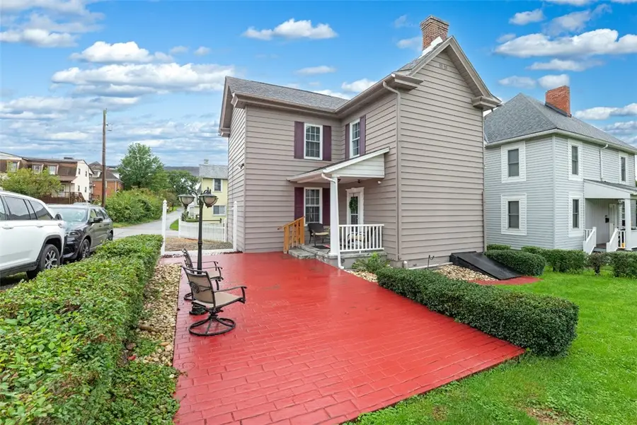 614 E Gibson Ave, Connellsville, PA 15425 - #3