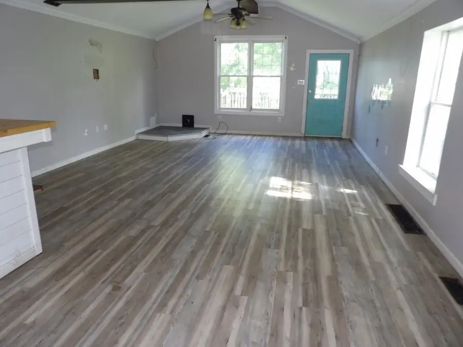 227 S Mercer St, Linesville, PA 16424 - #3