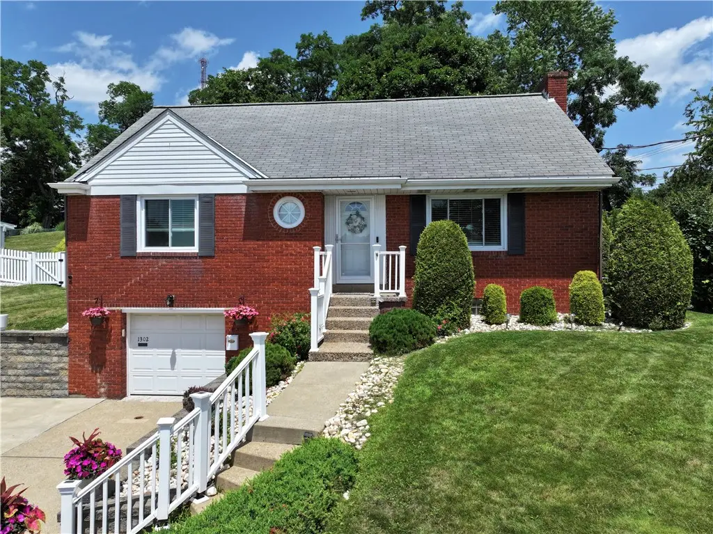 1302 Kirsopp Ave, Pittsburgh, PA 15220 - #1