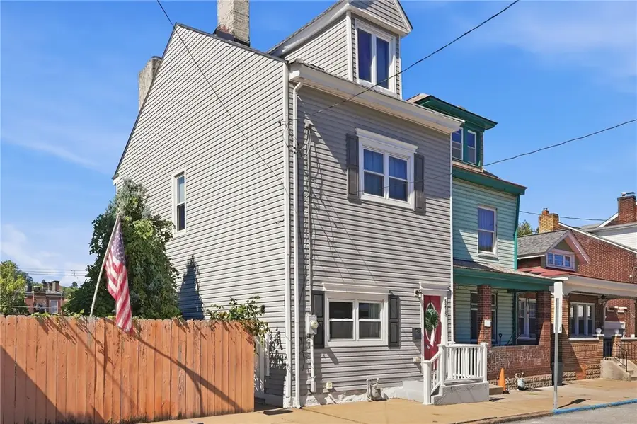 5215 Carnegie St, Pittsburgh, PA 15201 - #2
