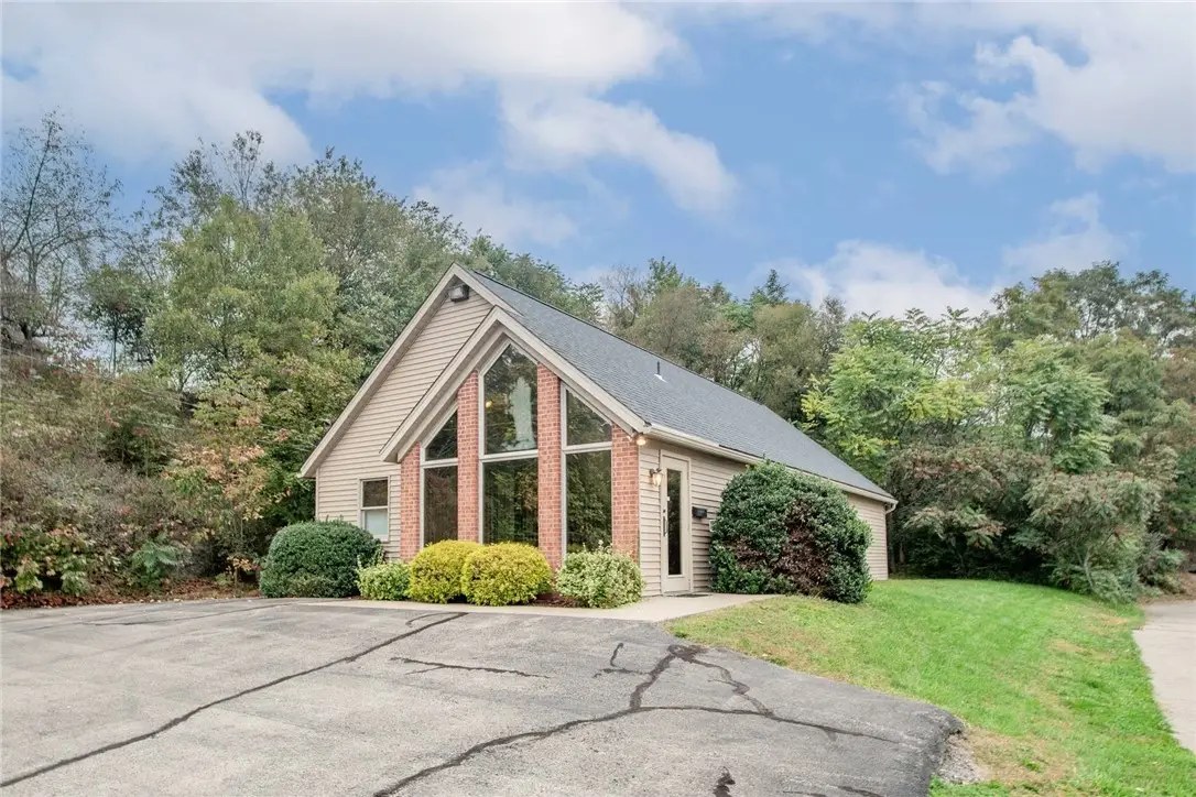 1637 N Main Street Ext, Butler, PA 16001 - #1