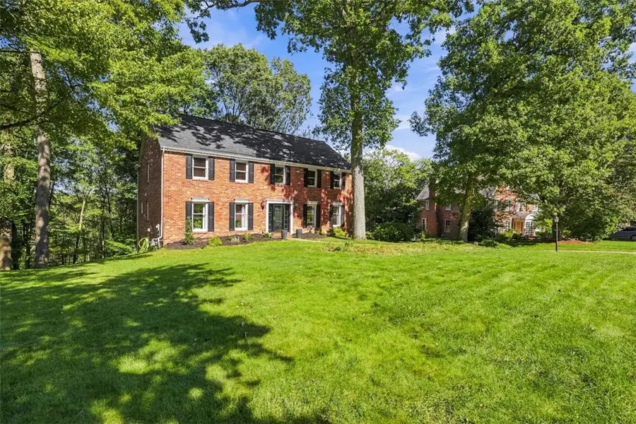 2525 Lindenwood Dr, Wexford, PA 15090 - #2