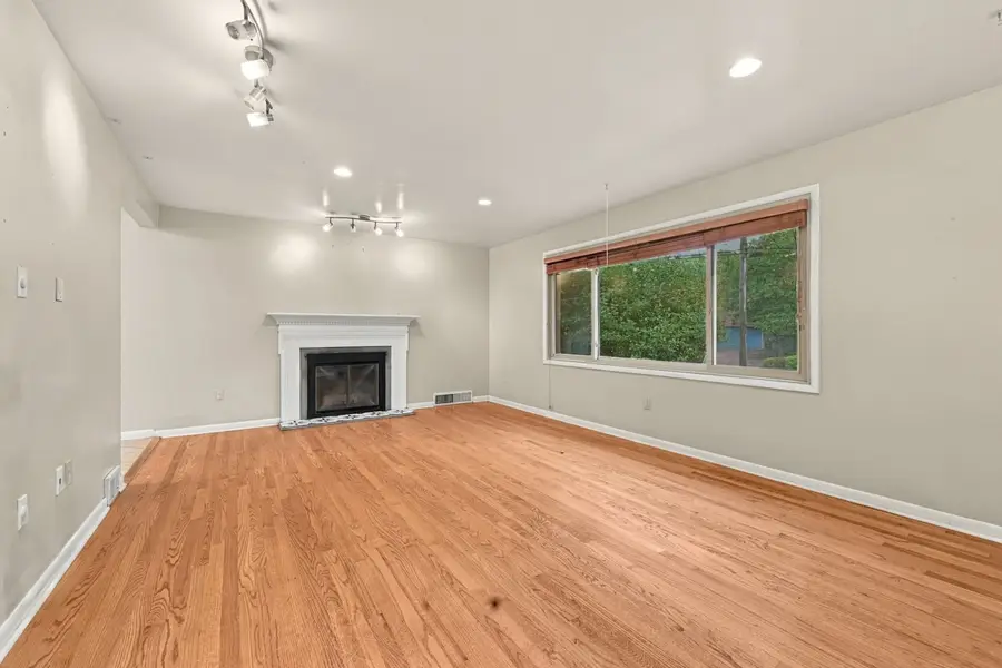 421 Kurt Drive, Pittsburgh, PA 15243 - #3