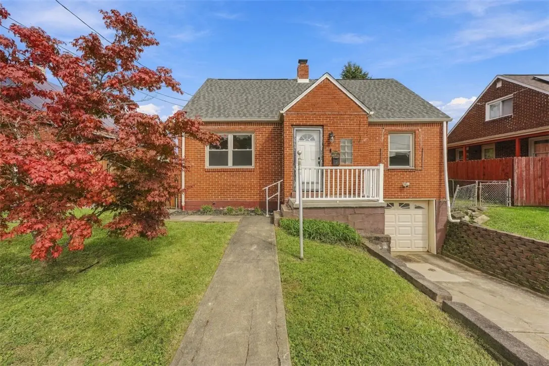 2230 Duchess Ave, West Mifflin, PA 15122 - #1