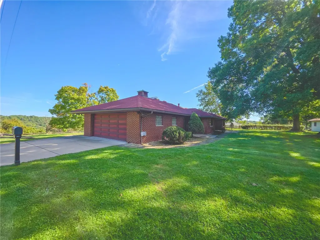 248 Wallrose Heights Rd, Baden, PA 15005 - #1