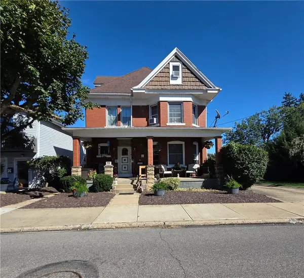 220 Grace Ave, Canonsburg, PA 15317