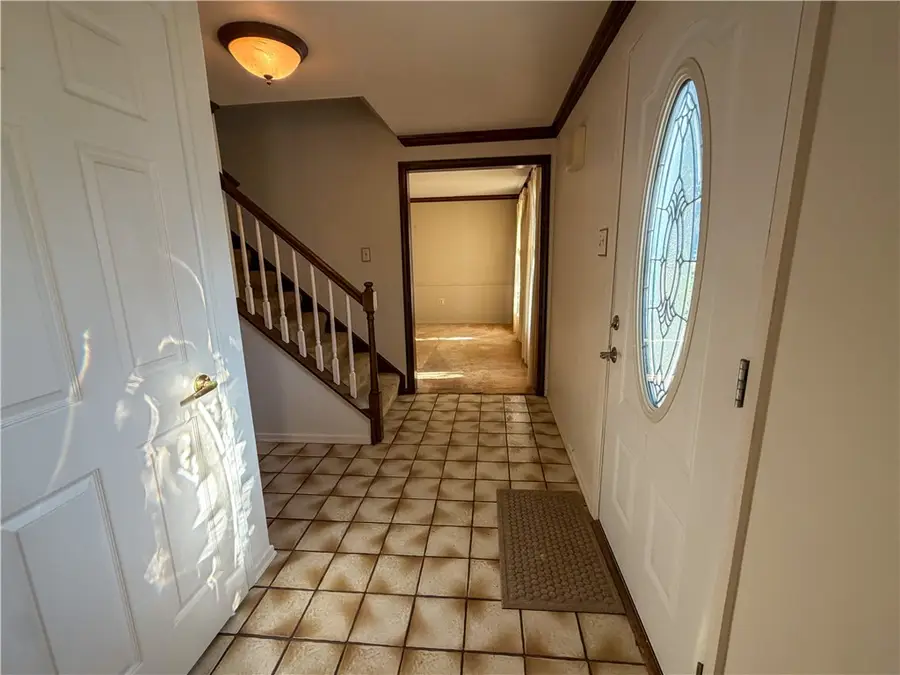 210 Courtney Pl, Wexford, PA 15090 - #3