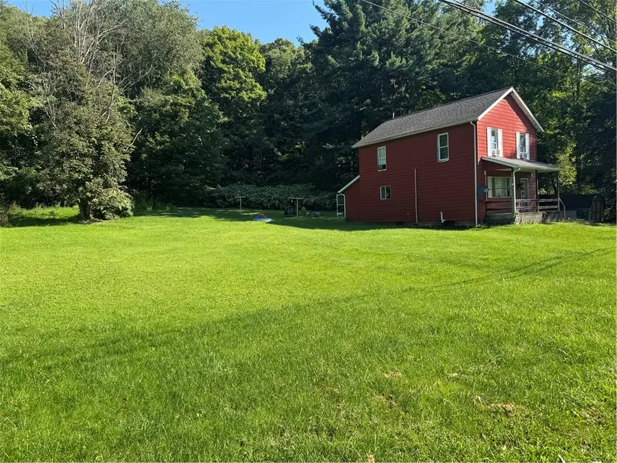 35 Broad St, Sandy Lake, PA 16145 - #3