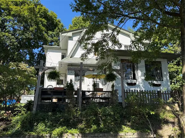 8201 Perry Highway, Pittsburgh, PA 15237