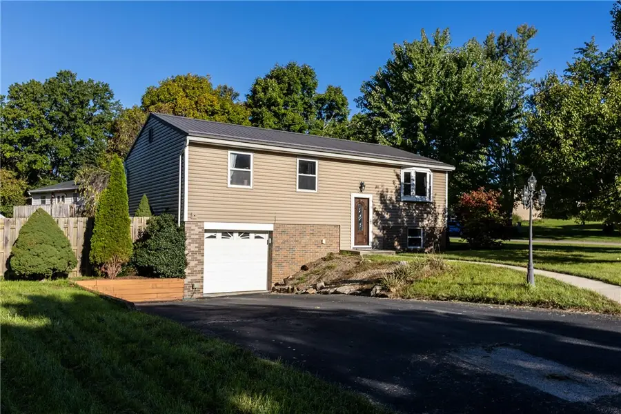 598 Joan Street, Cranberry, PA 16066 - #2