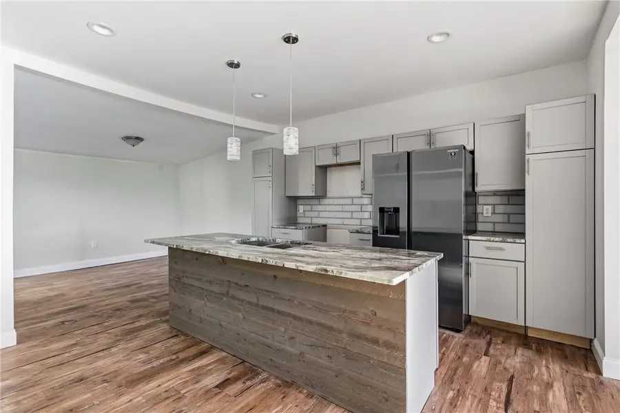 121 Lippert St, Pittsburgh, PA 15209 - #2