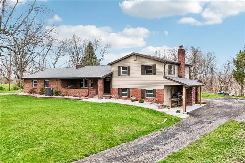 4412 W State St, Edinburg, PA 16116 - #2