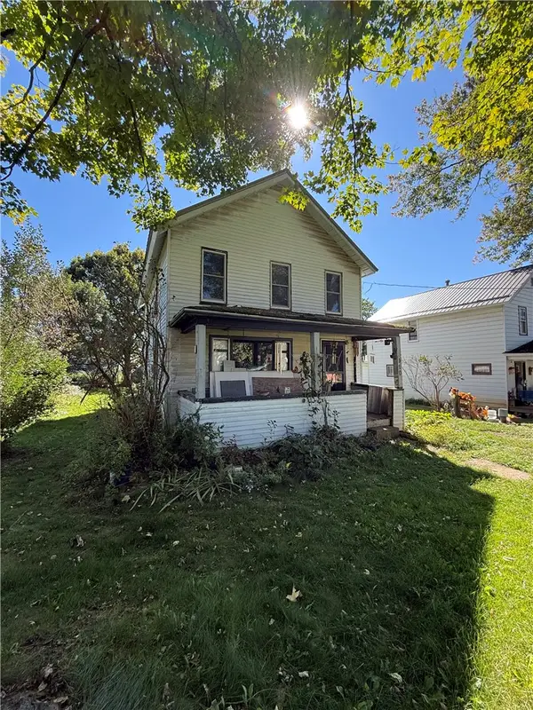 110 E Maple St, Marienville, PA 16239