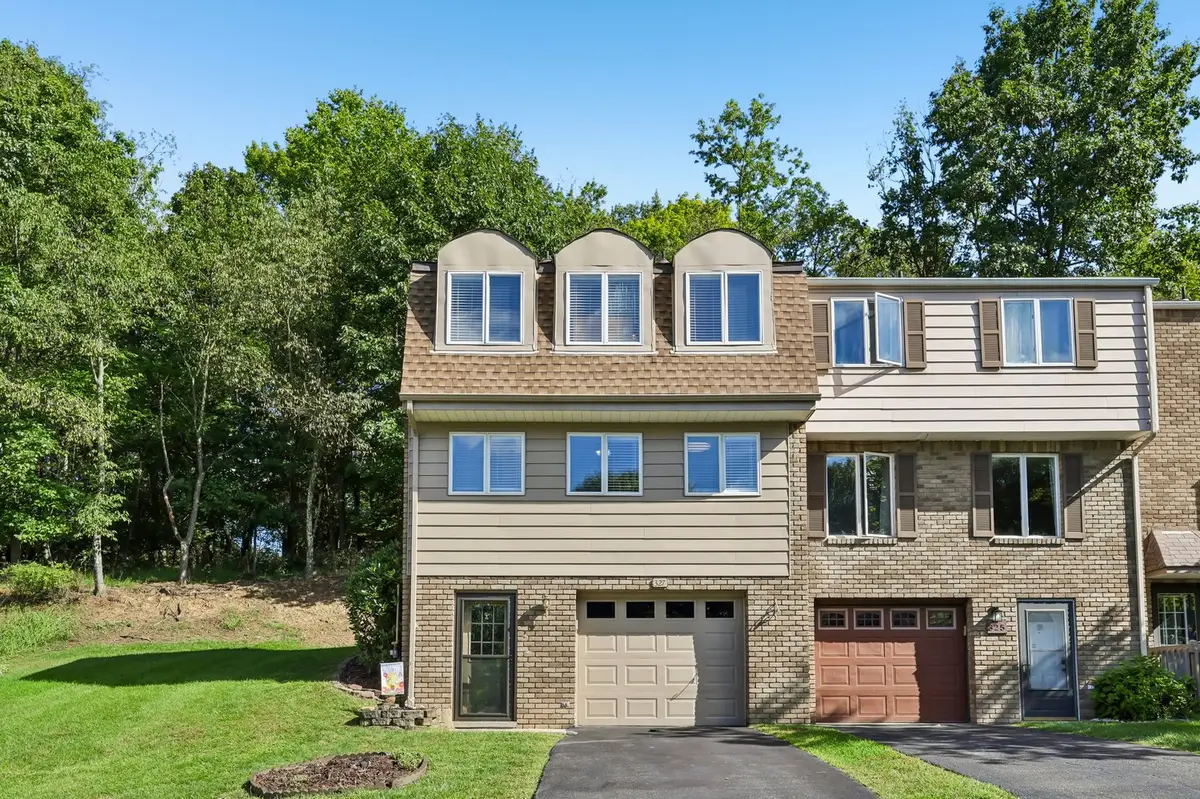 327 Joan Of Arc Court, Clairton, PA 15025 - #1